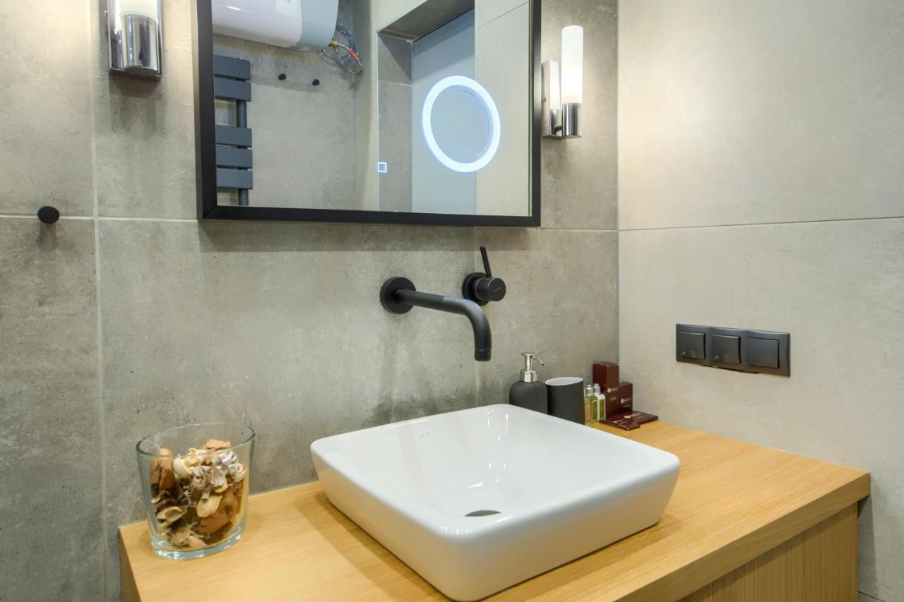 Premium Apartments Lovely 2Bd Near The Parliament โซเฟีย ภายนอก รูปภาพ